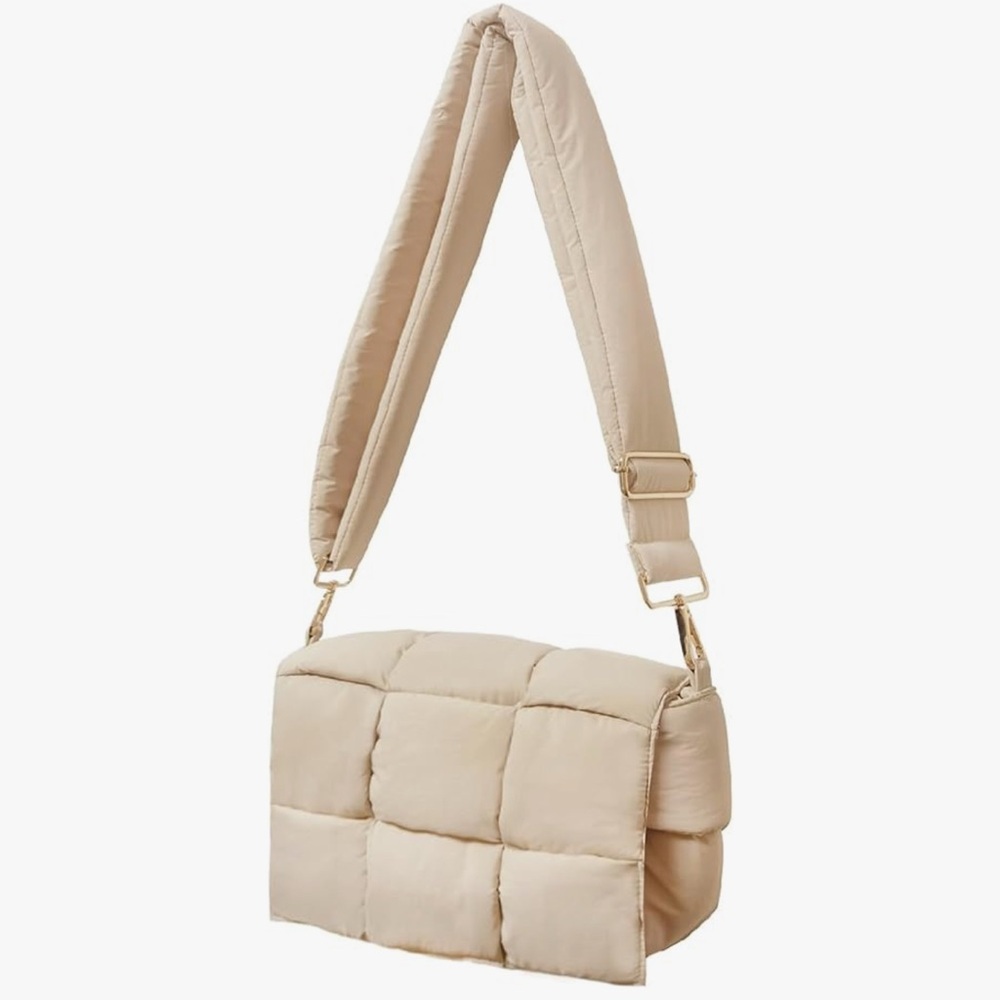 Light-weight small puffer purse
